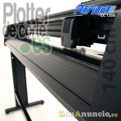 Plotter de corte Refine CC1350 con corte de contornos